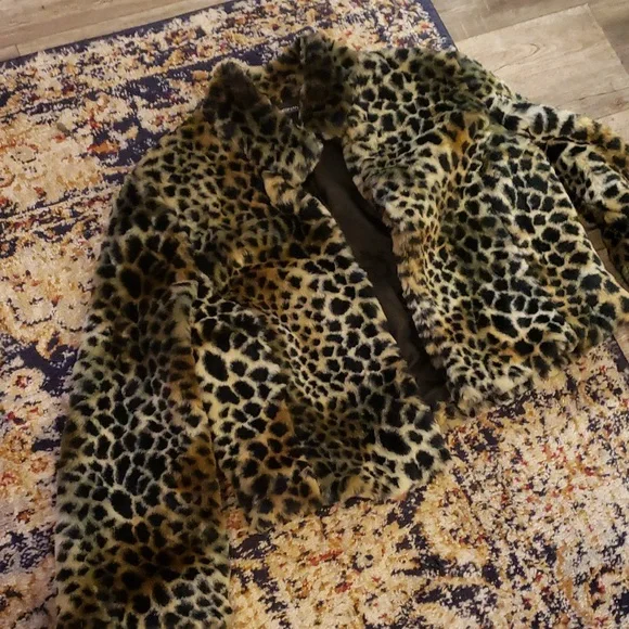 Donna Degman faux fur.. Size L - Picture 4 of 6